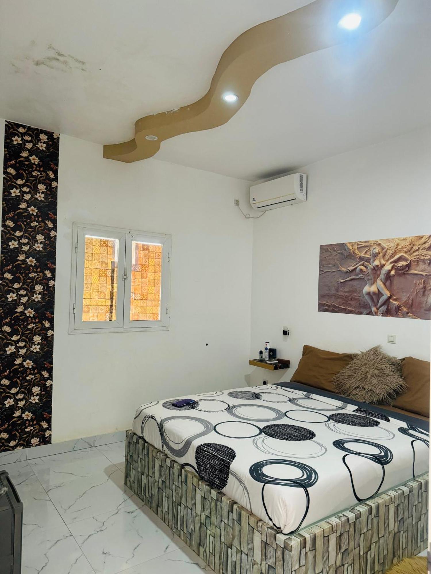 Grace House Jacuzzi Bed & Breakfast Saly Portudal Exterior photo